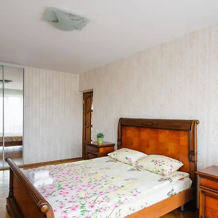 Гостевой Дом Mayakovskogo 8 Apartment